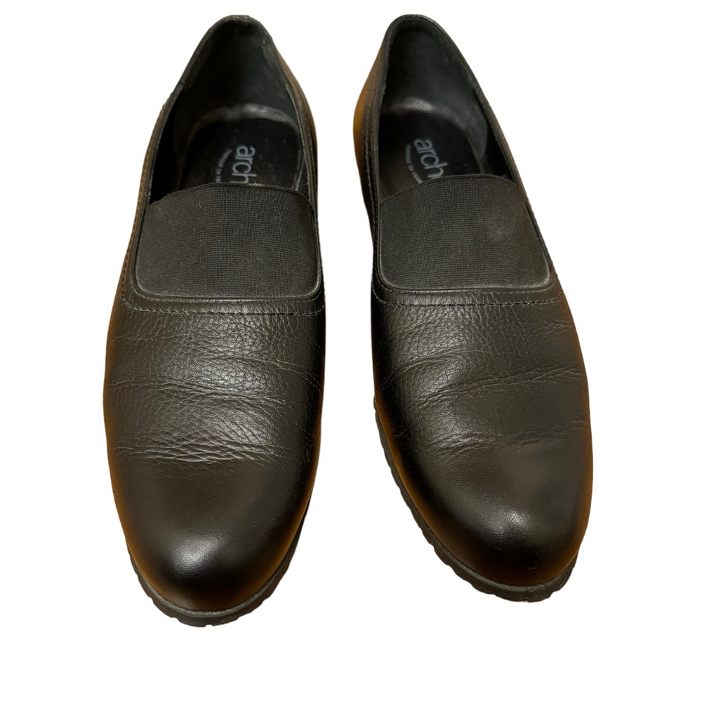 Arche Black Leather Loafers. Size 8 (39). EUC